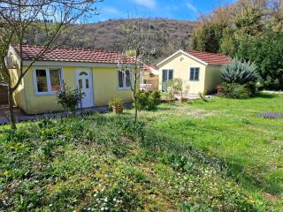 Sunny Bay Village - 9