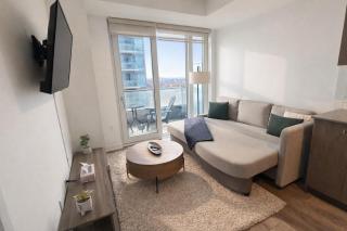 Stylish Oasis Condo - Gym, Bowling, Pool, Hot Tub - 0