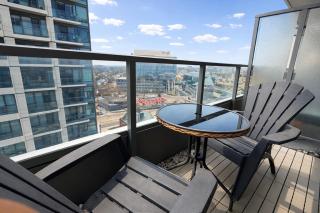 Stylish Oasis Condo - Gym, Bowling, Pool, Hot Tub - 2