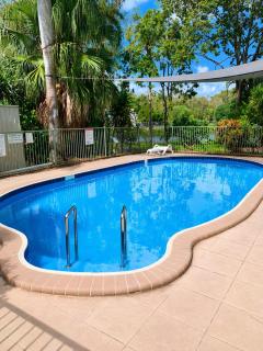 Birdsong Nook - 300m to Beach - Resort Pool - 8