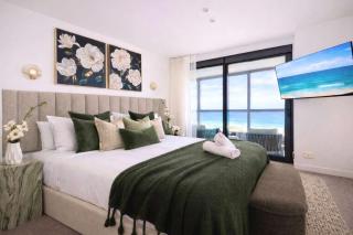 Oceanfront Luxury 2 BR Apt - 8
