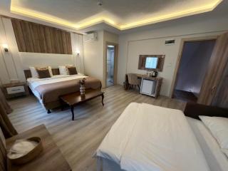 Line Suite Hotel - 4