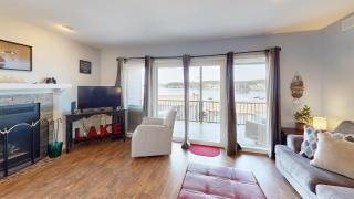 Anchors Away Lake Views, Pool, Balcony, WiFi - 0