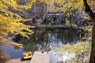 Lakeside Bliss Golf, Lakefront, Deck, Pets OK - 0