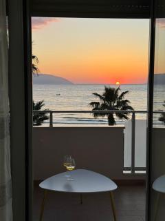 Aloha Mare Apartments - 3