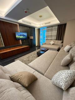 هيلتون كورنيش النيل شقه فندقيه اطلاله جانبيه للنيل - 2