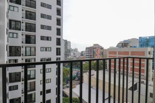 Amazing & Cozy 3BR with Balcony in Miraflores - 9
