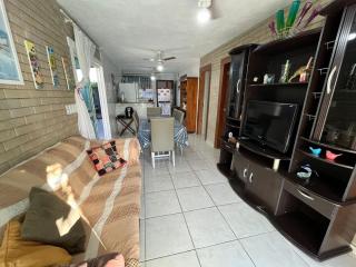 Retiro familiar com piscina e AC na Praia Leste PR - 6
