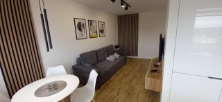 Apartament 7 Piętro - 1