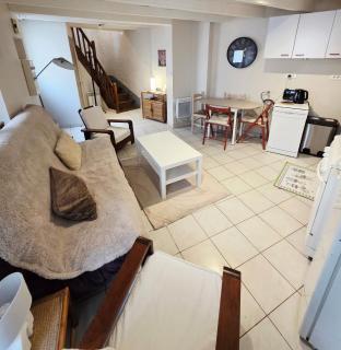 Maison de village cosy, classée 3 étoiles, BRAM 11 - 4