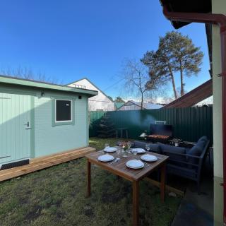 Apartment with Sauna near Beach -5 min walk - 8