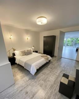 Vama Stone House - 2