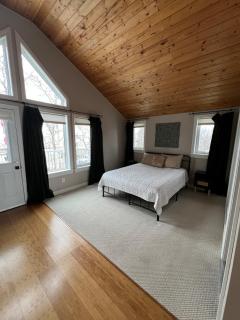 Four season Home on Gull Lake - 3