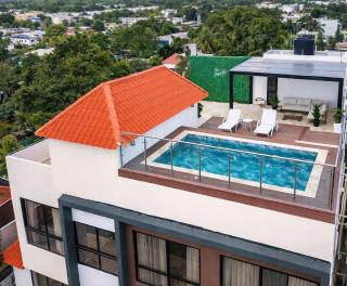 Private Rooftop Jacuzzi Luxury Penthouse Sleeps 8 - 9