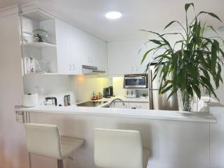 Noosa River Resort Apartment - 1