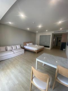 GoldCoast Apartment OceanView Nha Trang - M - 9