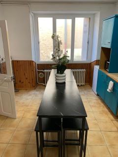 Maison de village avec grandes chambres et cuisine - 6