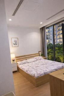 Bright Private Room Workspace Shared Apt - 2