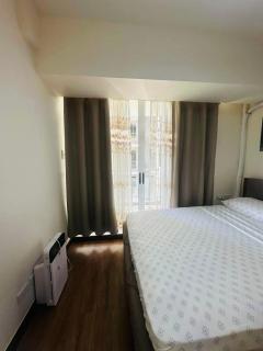 CityEscape by RM 3BR Near BGC Free Parking WiFi Alexa - 5