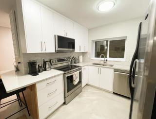 Deep Cove Hideaway - 9