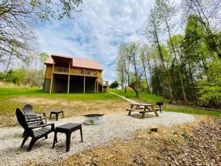 Timberview - Central RRG with WiFi Hot Tub Fire Pit - 0
