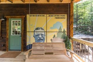 Theodore Tiny Cabin- RRG Hot Tub Pet Friendly - 1