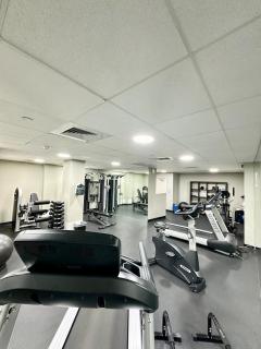 Chic industrial apartment, FREE parking - 9