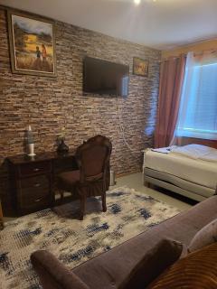 Jude Apartments HFVD - 7