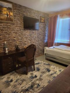 Jude Apartments HFVD - 4