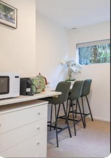Private One-Bedroom Unit -Queenstown Hideaway - 3