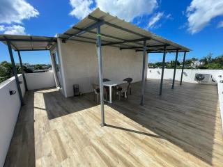 Beau petit studio dans le centre de Grand Baie - 6