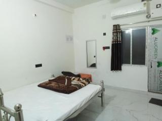 Shivay Guest House 1 - 9
