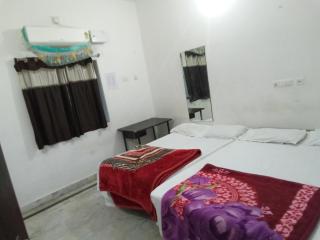 Shivay Guest House 1 - 1