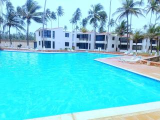 On the road to happiness Tucacas, with a beach and brackish water con agua salobre - 7