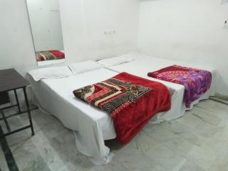 Shivay Guest House 1 - 5