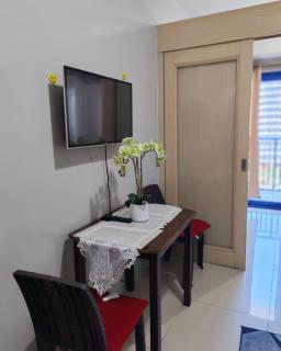 Sea Residences Near Moa-By Glenda - 2