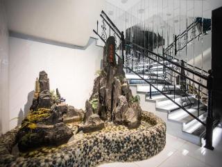 Xana Hotelle Tangshan North Railway Station - 2