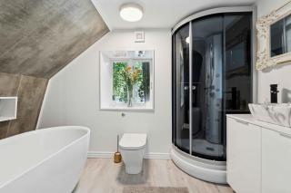 Cosy And Modern House In Peaceful Setting - 6