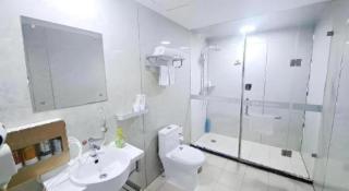 GreenTree Alliance Hotel Qinghuangdao Wanda Plaza - 3