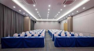 Green Tree Inn Fengxian New City Metro Station Jiukeshu Art Center - 1