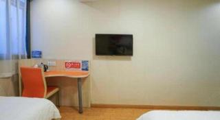 Shell Hotel Shanghai Expo Changqing Road Metro Station - 3