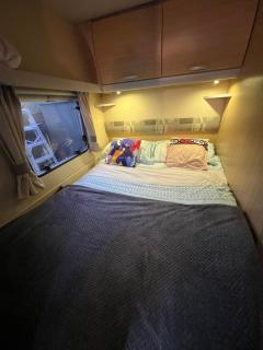 Modern and Spacefull Caravan in Ōtautahi - 5