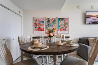 Modern Studio Pool View Downtown Doral' Heart - 6