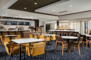 Courtyard by Marriott Albuquerque Airport - 2
