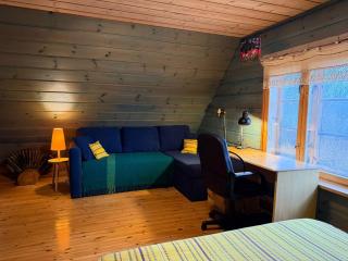 Pitsinina Log House - 5