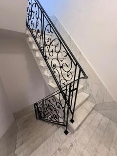 Bright, Spacious and Cozy Apartment Near the MAS - 8