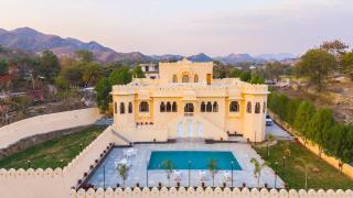 Royal Rajasthani Haveli with Private Pool by Ozy Stays - 0