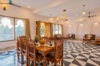 Royal Rajasthani Haveli with Private Pool by Ozy Stays - 4