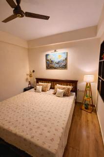 The Cozy Cloud 11, 1BHK Apartment Near WTP Mall and Airport - 4