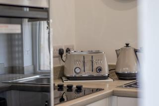 Luxury Montford Stay - 5